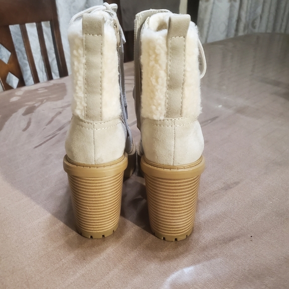 Ankle boots - Picture 4 of 6